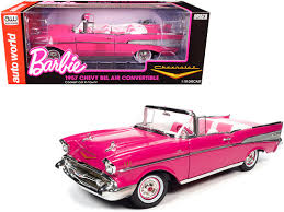 VOITURE / AUTO WORLD / BARBIE