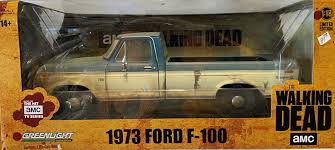 VOITURE DE COLLECTION / WALKING DEAD