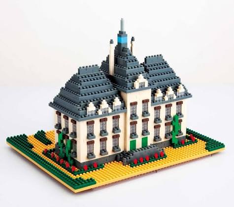 CHÂTEAU DE MOULINSART / TINTIN
