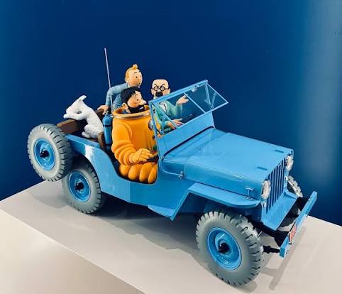 LA JEEP BLEUE / OBJECTIF LUNE / TINTIN