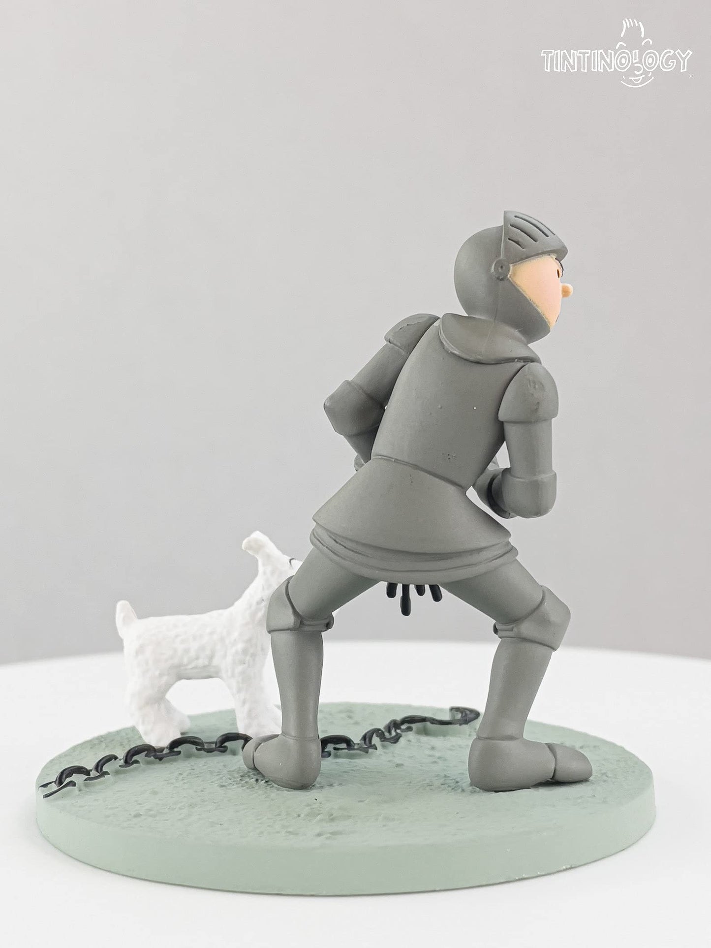 FIGURINE TINTIN / TINTIN EN ARMURE ET MILOU